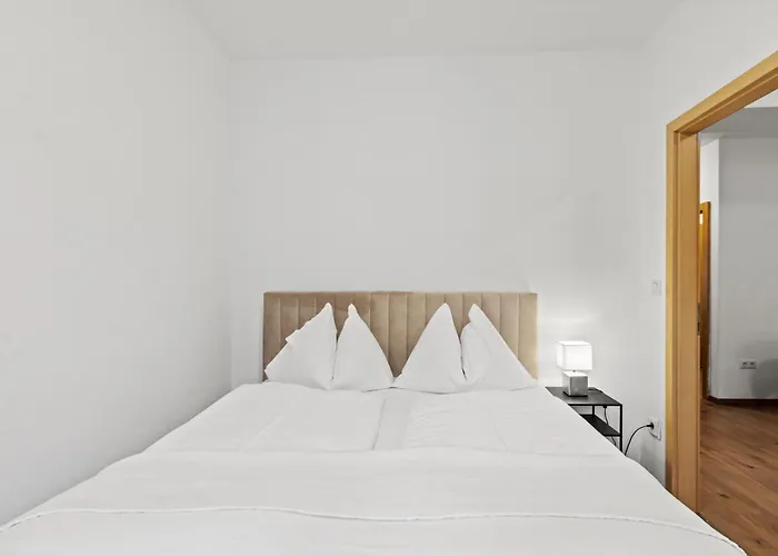 Farawayhomes #4 Apartman *